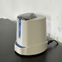 VWR PCR Plate Spinner image 1